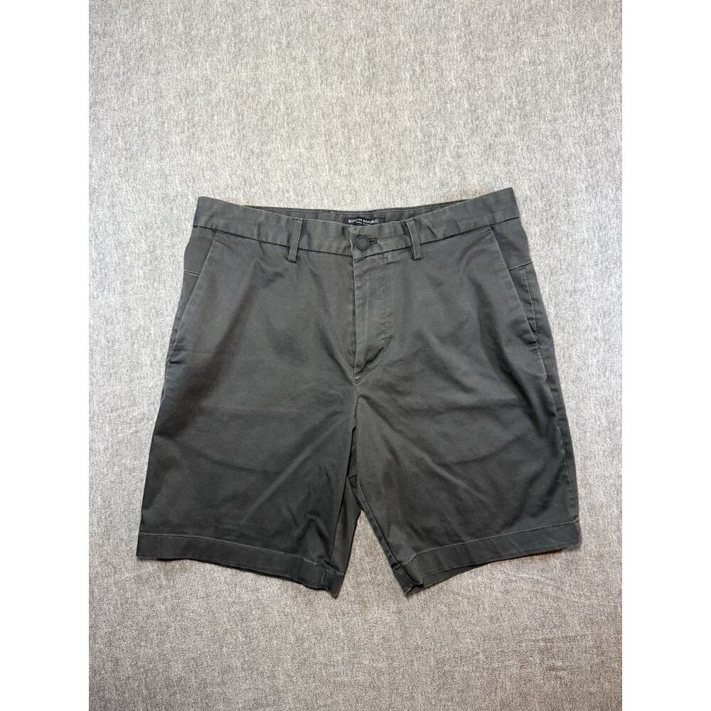 Banana Republic Men’s Aiden Shorts - Size 31/Dark Grey/Flat Front/Button